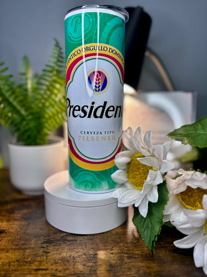 Cerveza Presidente: Brinda con Sabor y Orgullo